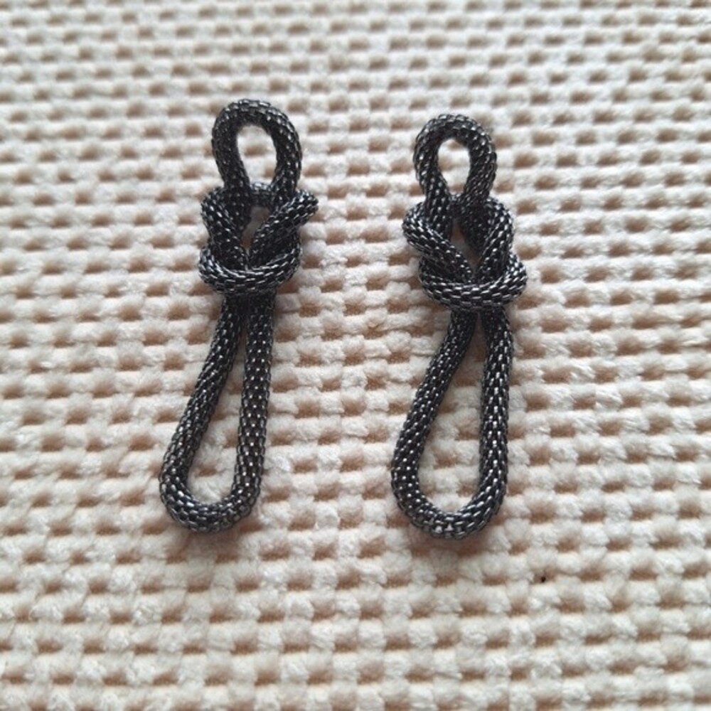 90s Black Grey Metal Chainlink Rope Grunge Glam Dangle Earrings